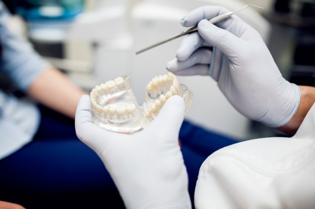 Denture Denture