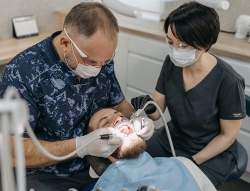 Prosthodontist vs Cosmetic Dentist